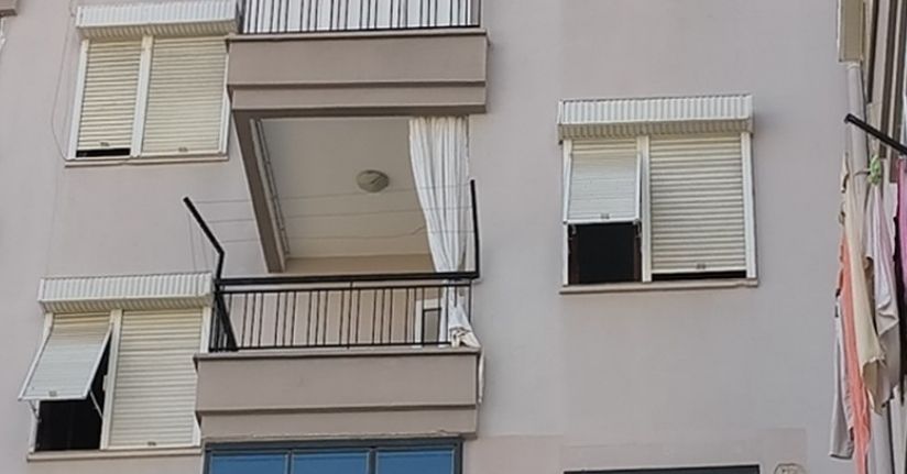 Antalya’da yaşlı anne ve kızı aynı evde ölü bulundu