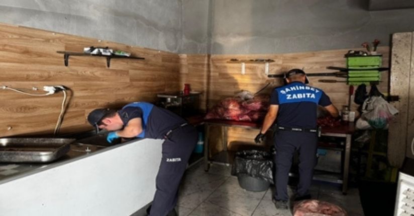 Gaziantep’te 500 kilo ciğer ve et imha edildi, işletme mühürlendi