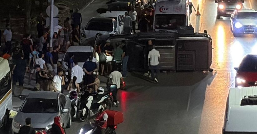 Makas atan sürücü 5 araca çarpıp kayıplara karıştı